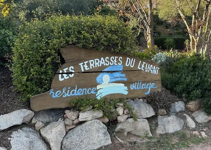 בית נופש Maison Vue Palombaggia פורטו-וישיו