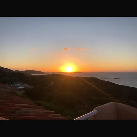 Avec Vue Exceptionnelle à Palombaggia Hébergement de vacances Porto-Vecchio (Corsica)